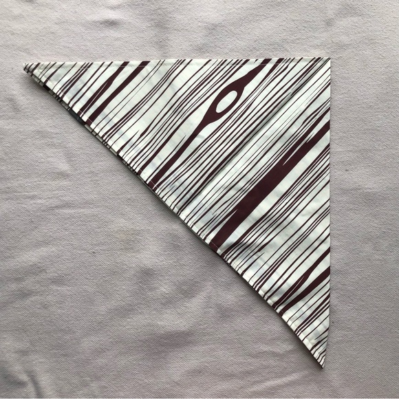 Wood grain handkerchief - Picture 2 of 5